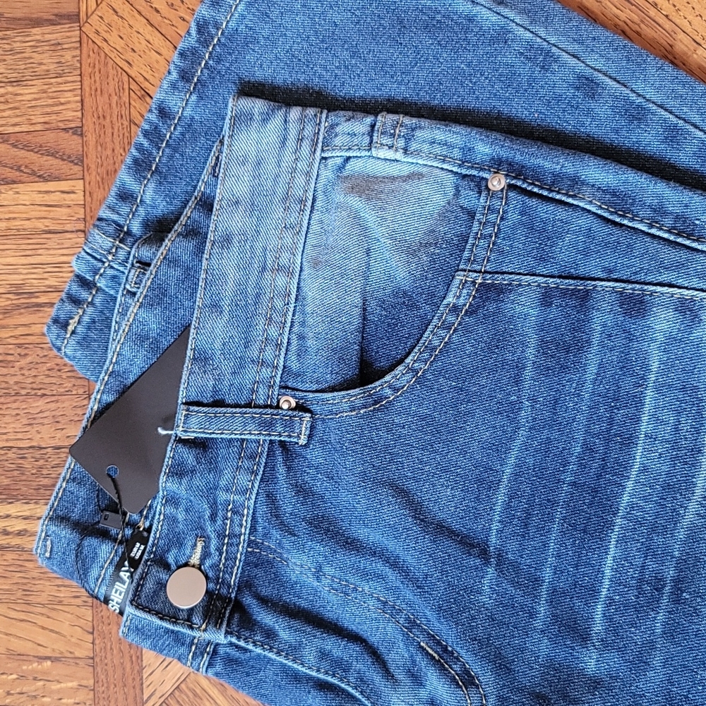 Jeans - Picture 4 of 5